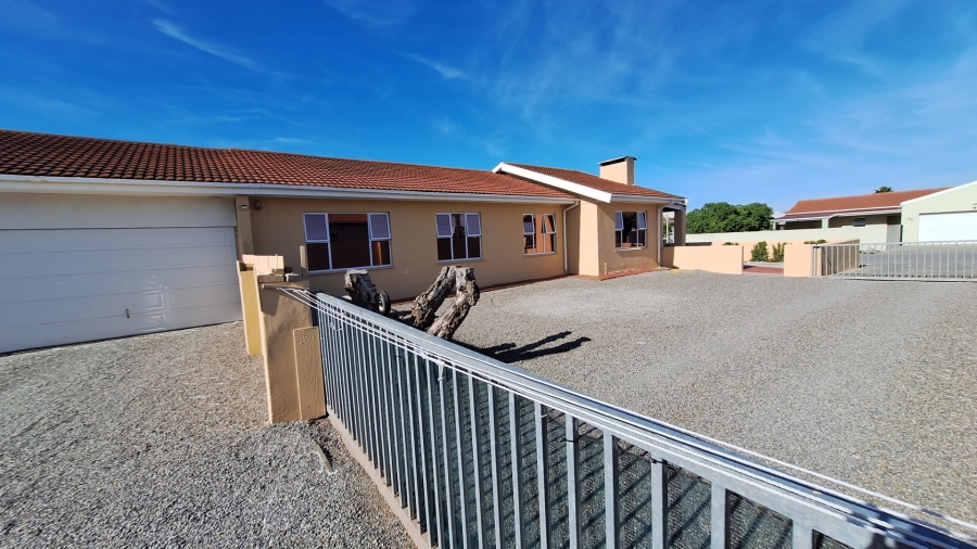 4 Bedroom Property for Sale in Port Owen Western Cape
